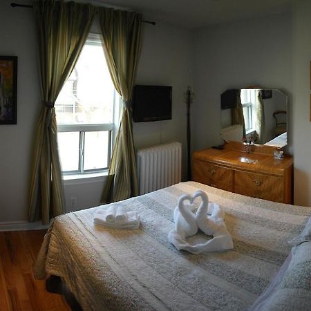 Rose Garden Bed And Breakfast Τορόντο Εξωτερικό φωτογραφία