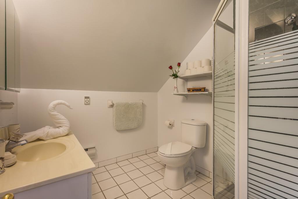 Rose Garden Bed And Breakfast Τορόντο Εξωτερικό φωτογραφία
